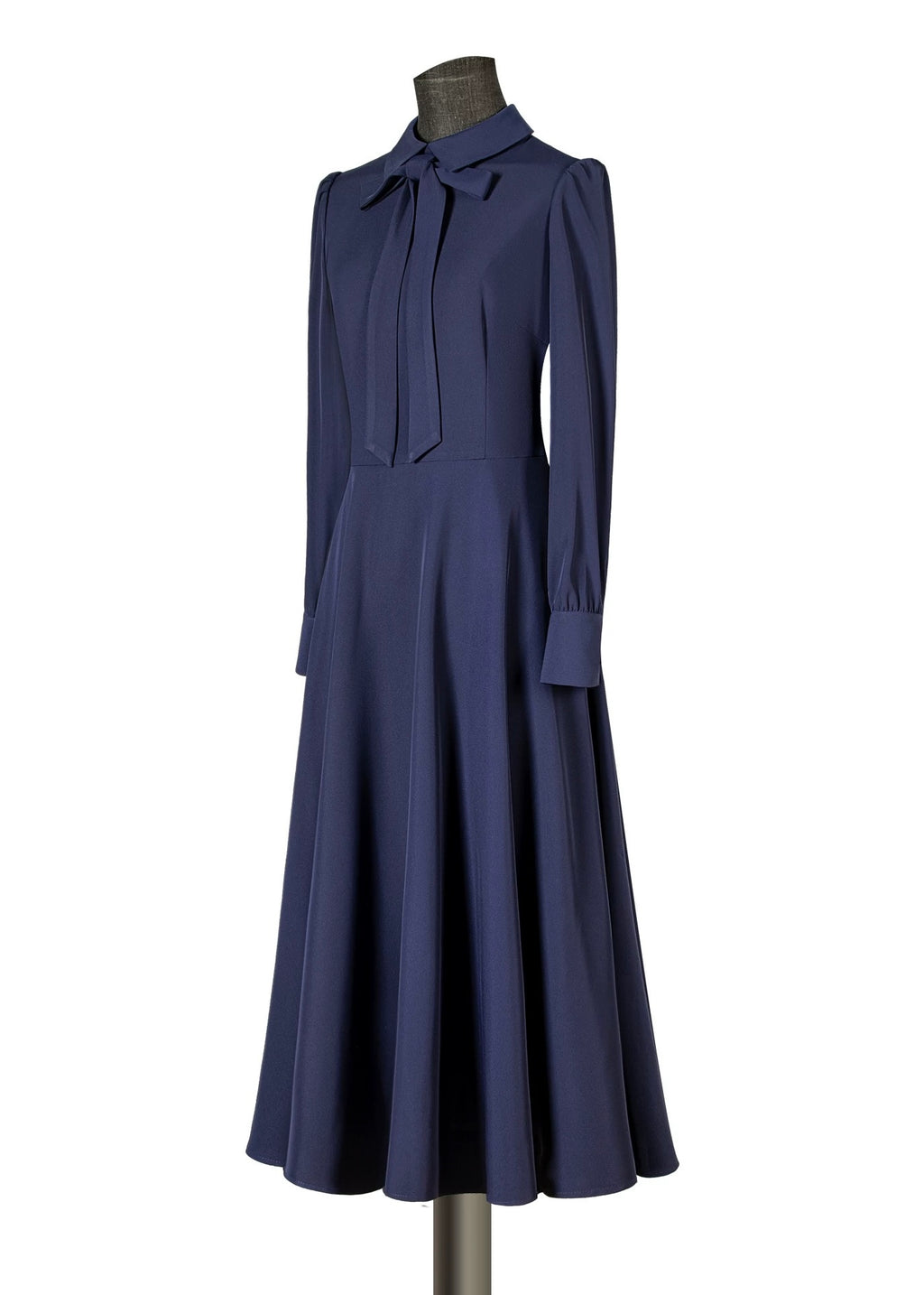 タイ付きドレープワンピース